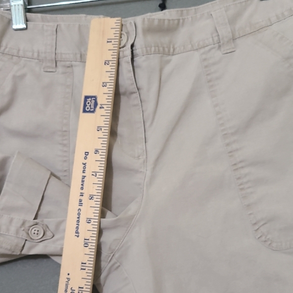 STYLE & CO Women's Casual Flat Front Khaki Tan Shorts - Size 12 - Picture 9 of 13